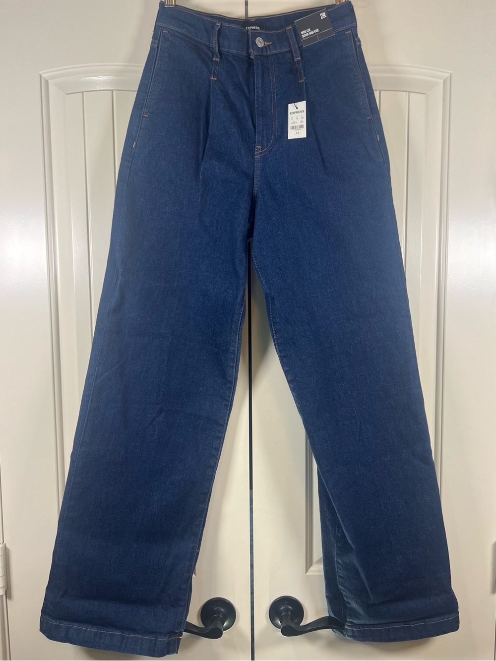 EXPRESS Super High Rise Wide Leg Jeans NWT 2R Deep Indigo Dark Wash